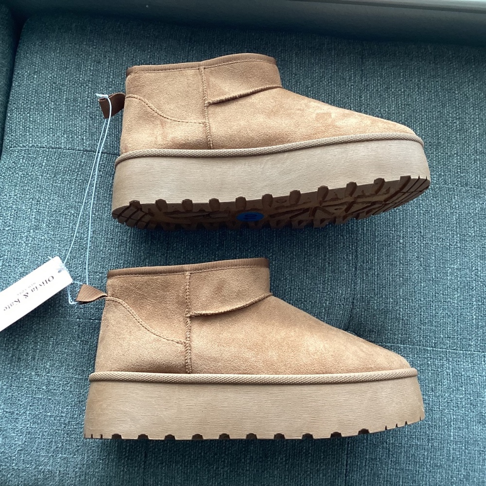 Olivia and Kate flat heel platform booties - Picture 5 of 15